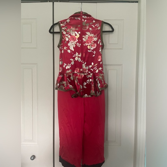 Dance costume - Picture 2 of 3